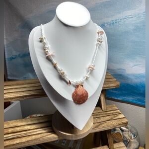 M94 Mermaid Shell Necklace 3